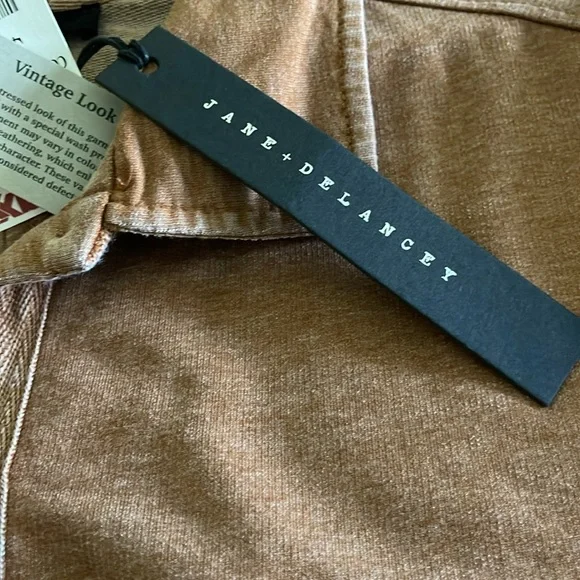 Jane & Delancey Casual Tan Shirt - Picture 6 of 10